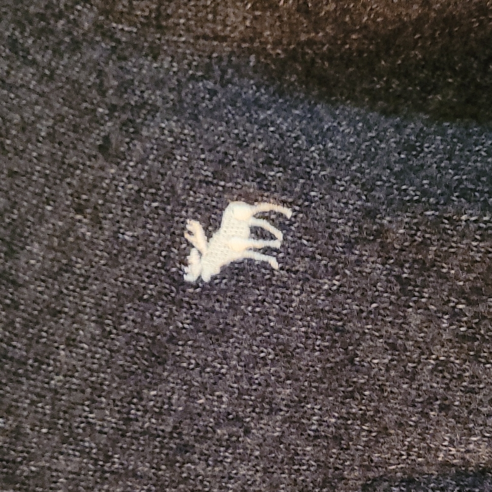 A&F sweater - Picture 2 of 5